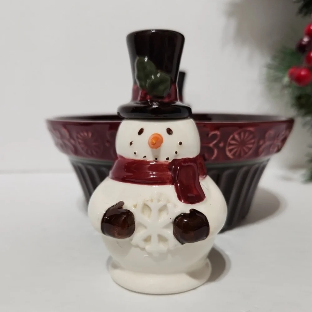 Grasslands Road Snowman Christmas 
